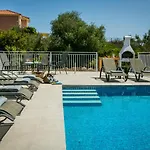 Villa Sea View Villas *