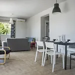 Villa Sea View *